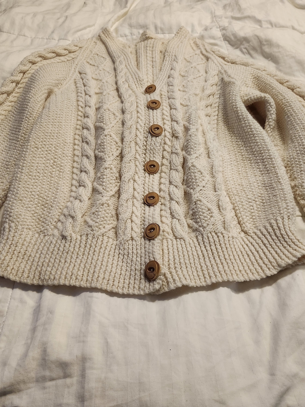 HANDMADE Cable Knit Button-Front Sweater Cardigan - Picture 6 of 11